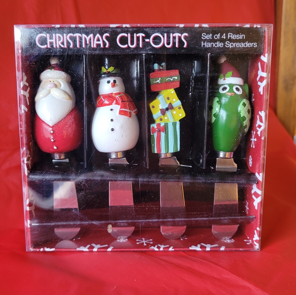 NEW Christmas Cut Outs Cheese Spreaders (303)